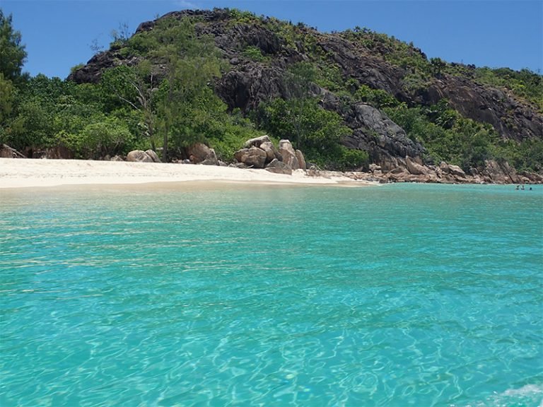 Boat excursions Seychelles